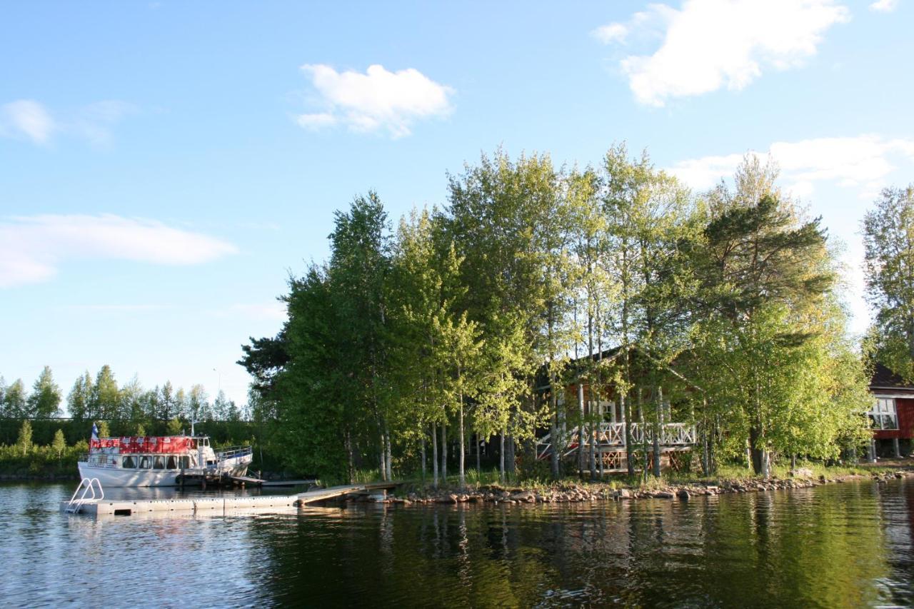 Santa'S Little Village - Hotel Uitonniemi Kemijärvi Εξωτερικό φωτογραφία