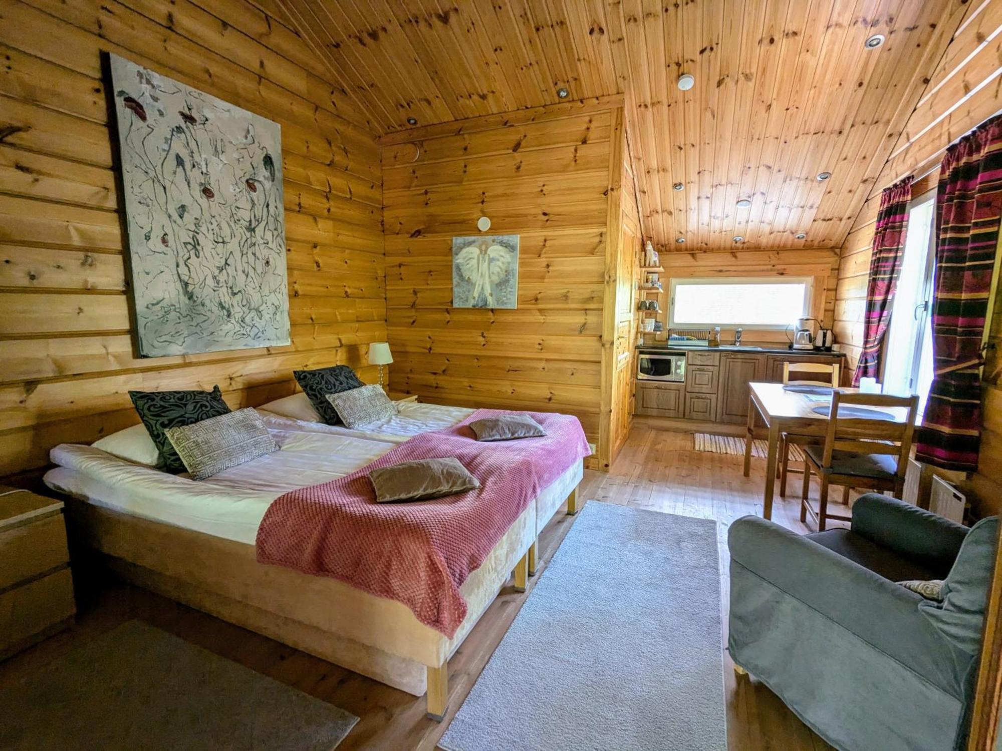 Santa'S Little Village - Hotel Uitonniemi Kemijärvi Εξωτερικό φωτογραφία